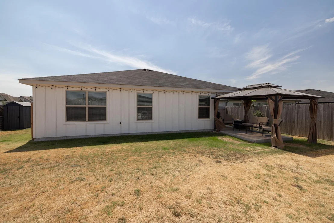 Photo of 129 Maybelline RD