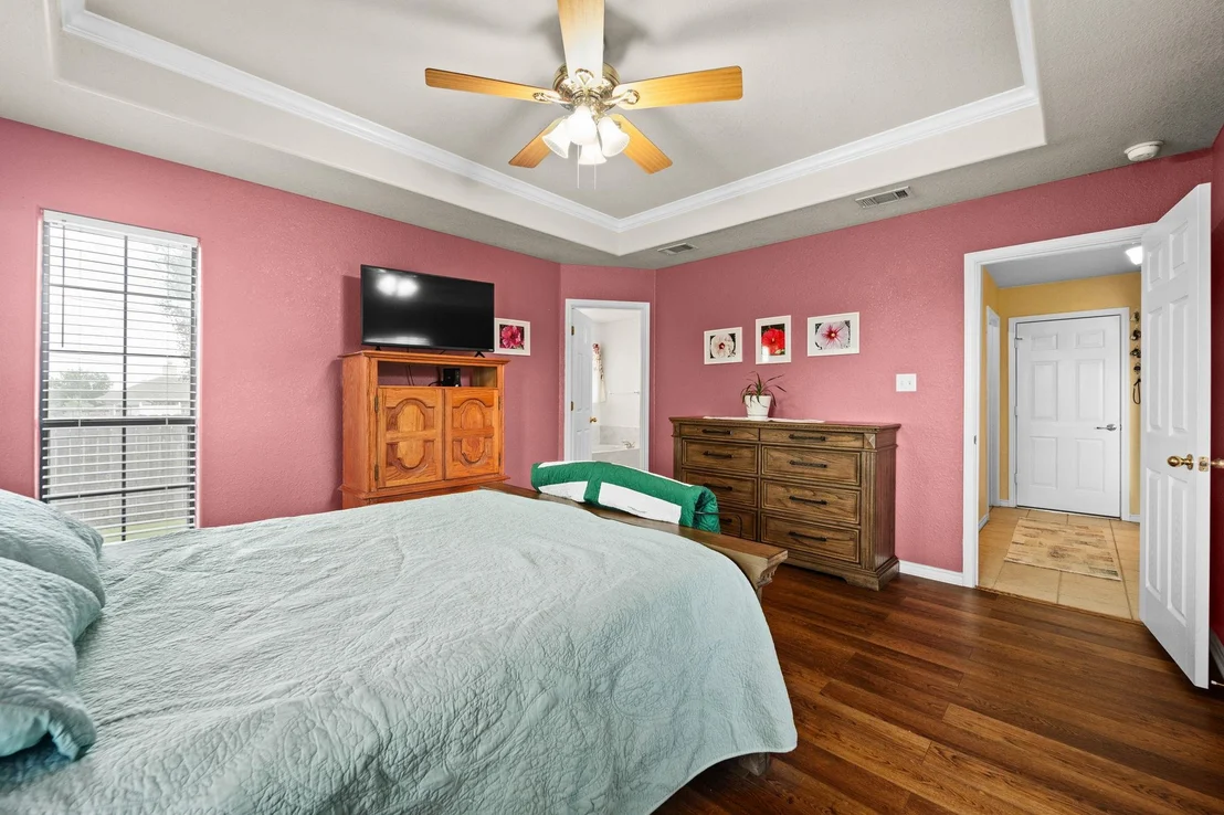 Photo of 1903 Yellowstone DR
