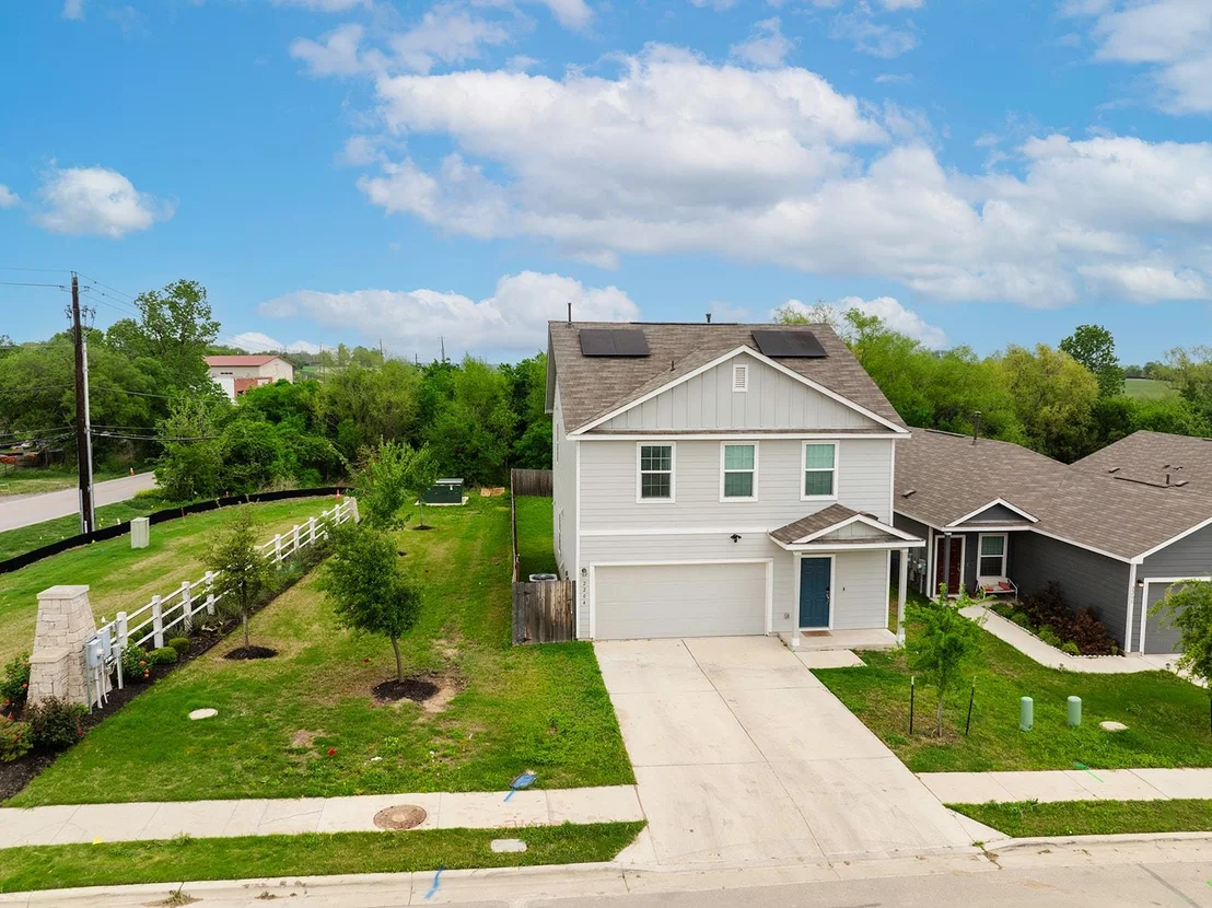 Photo of 2204 Nightview DR