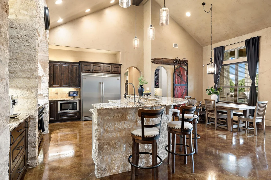 Photo of 201 Eagle Valley LN