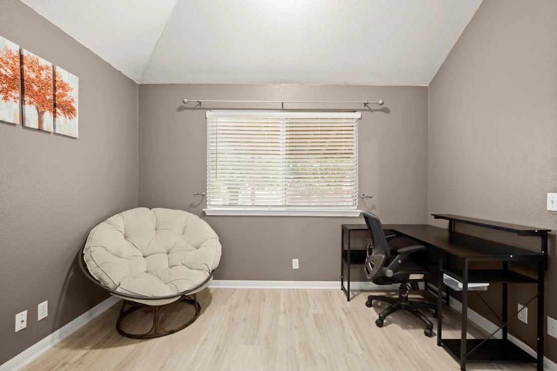 Photo of 213 Dana DR