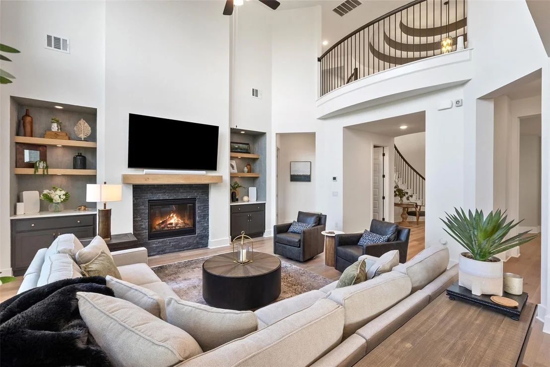 Photo of 721 Rawson BND