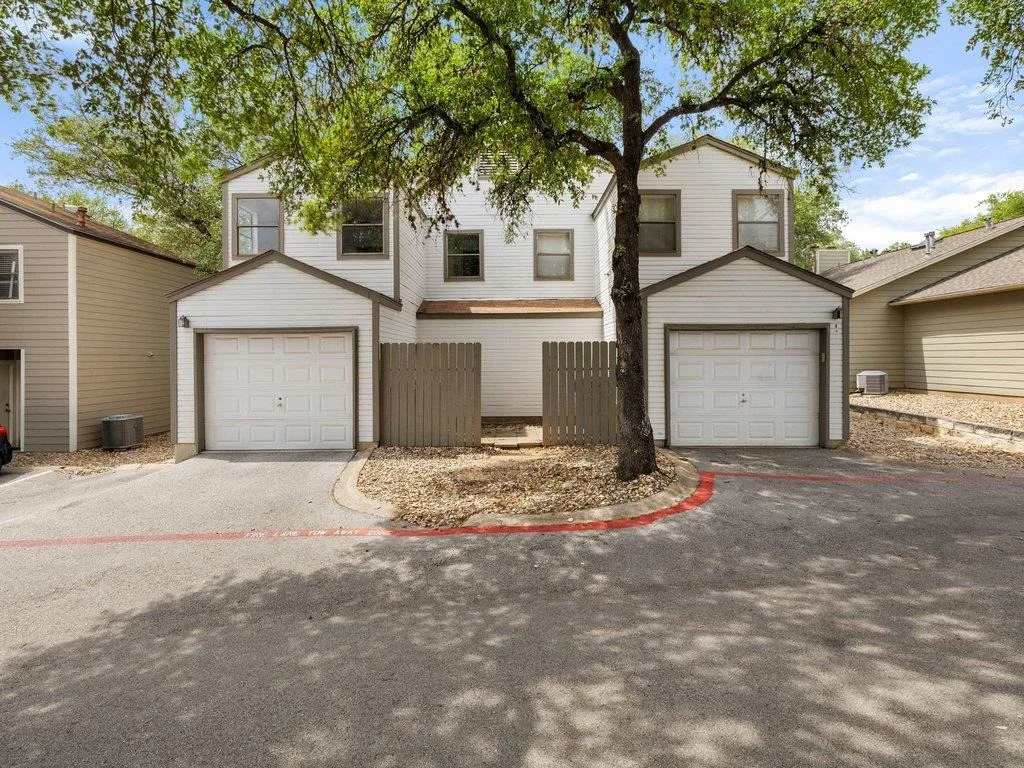 Photo of Unit 4 at 7825 Beauregard CIR