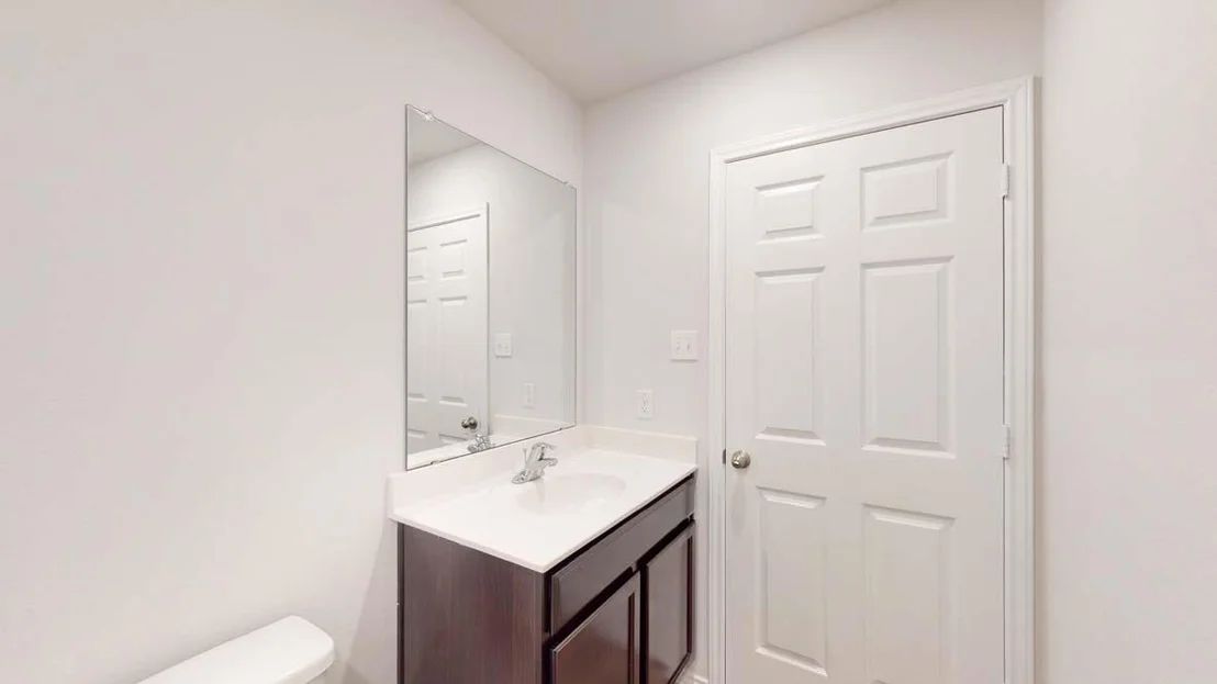 Photo of 553 Hector LOOP
