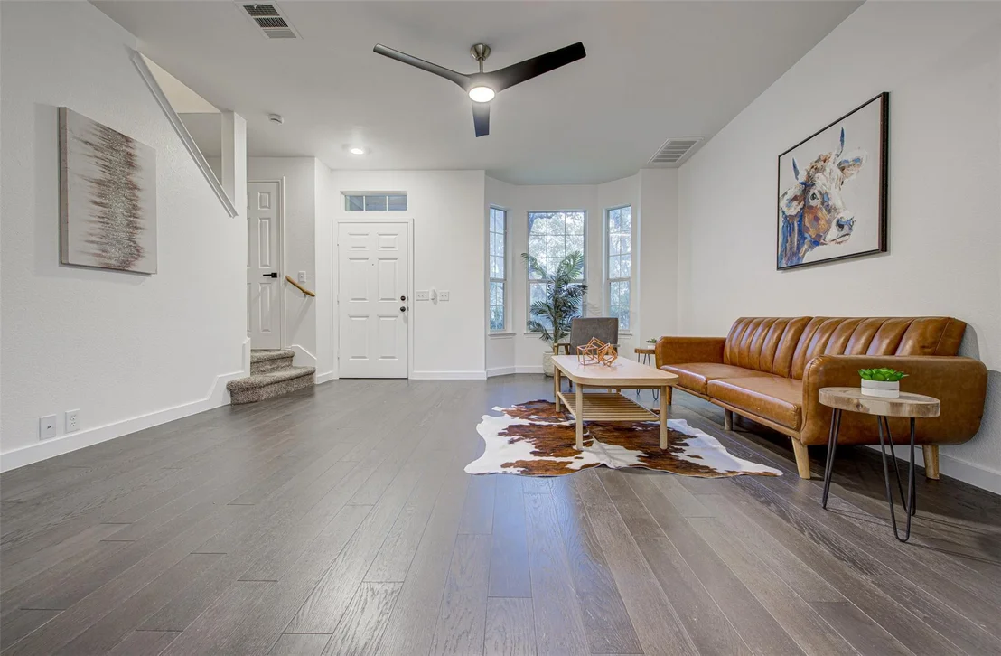 Photo of Unit B at 6249 Negley