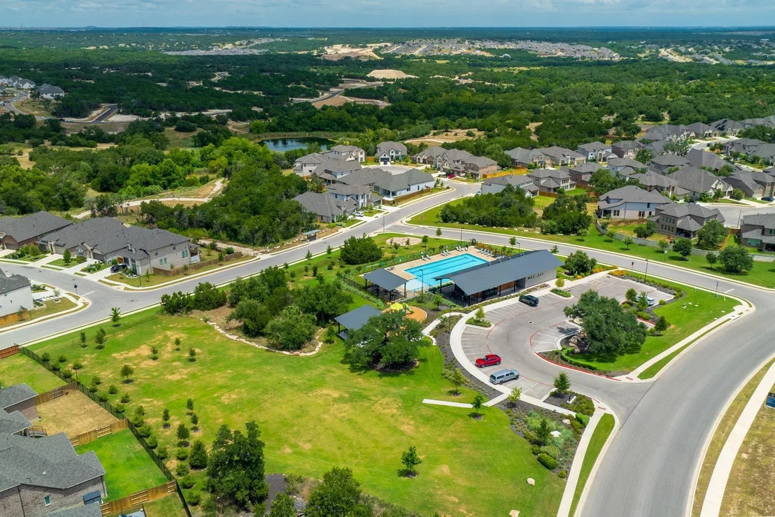 Photo of 1236 Scenic Green LOOP
