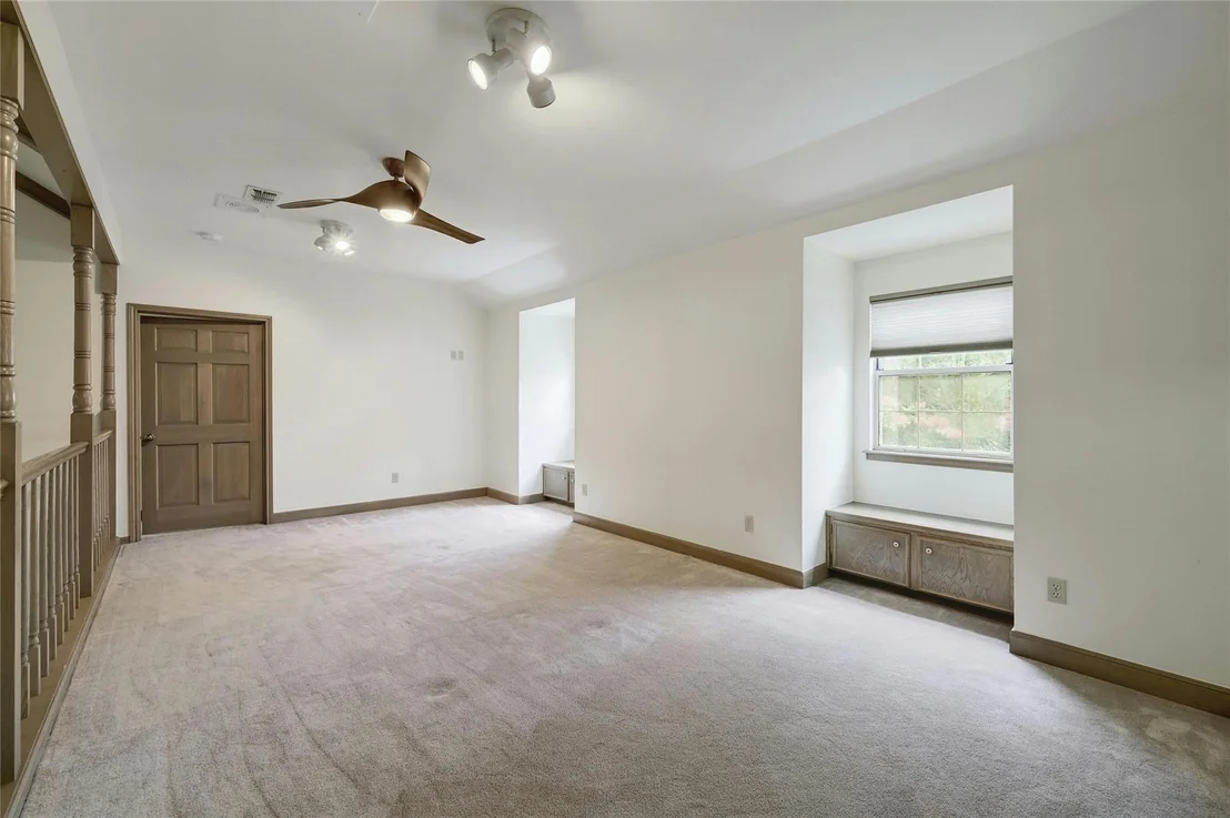 Photo of 3605 Silver Hill CIR