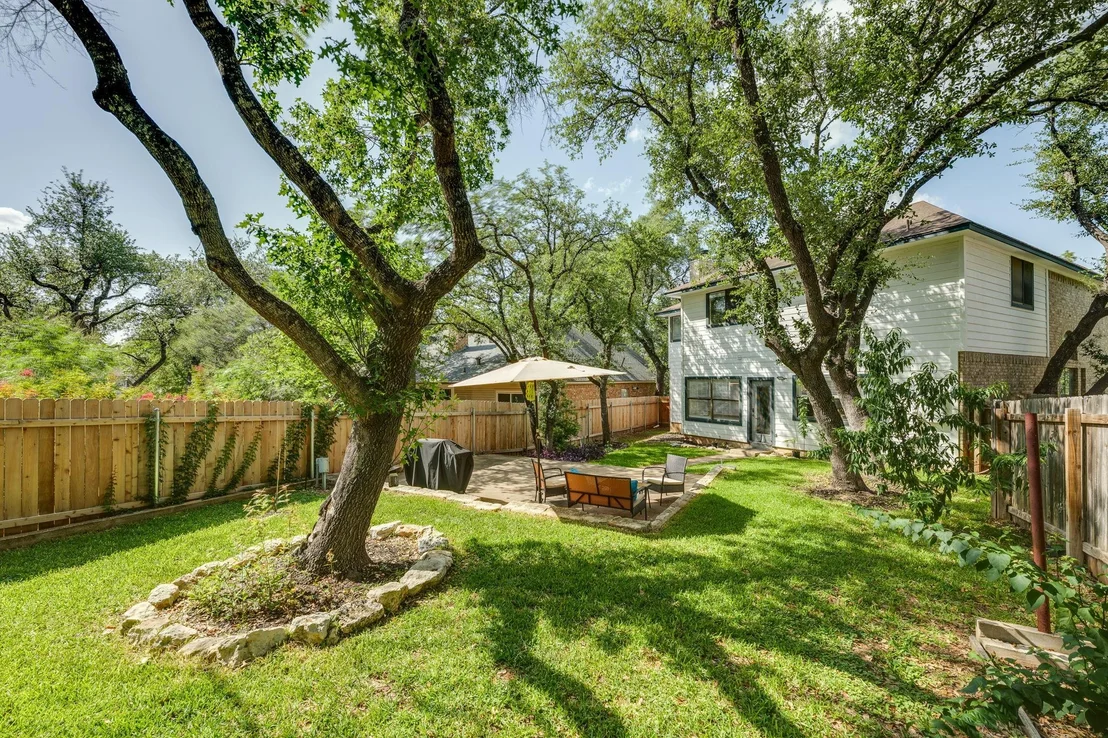 Photo of 3914 Latimer DR