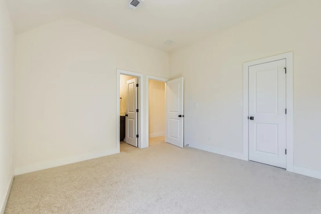 Photo of 320 Autumn Oak WAY
