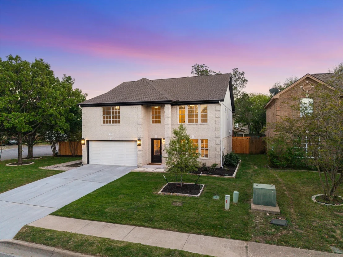 Photo of 2419 Willow WAY