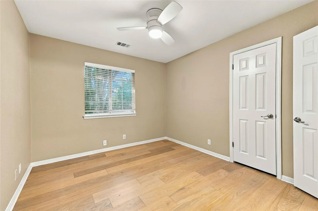 Photo of 10045 Planters Woods DR