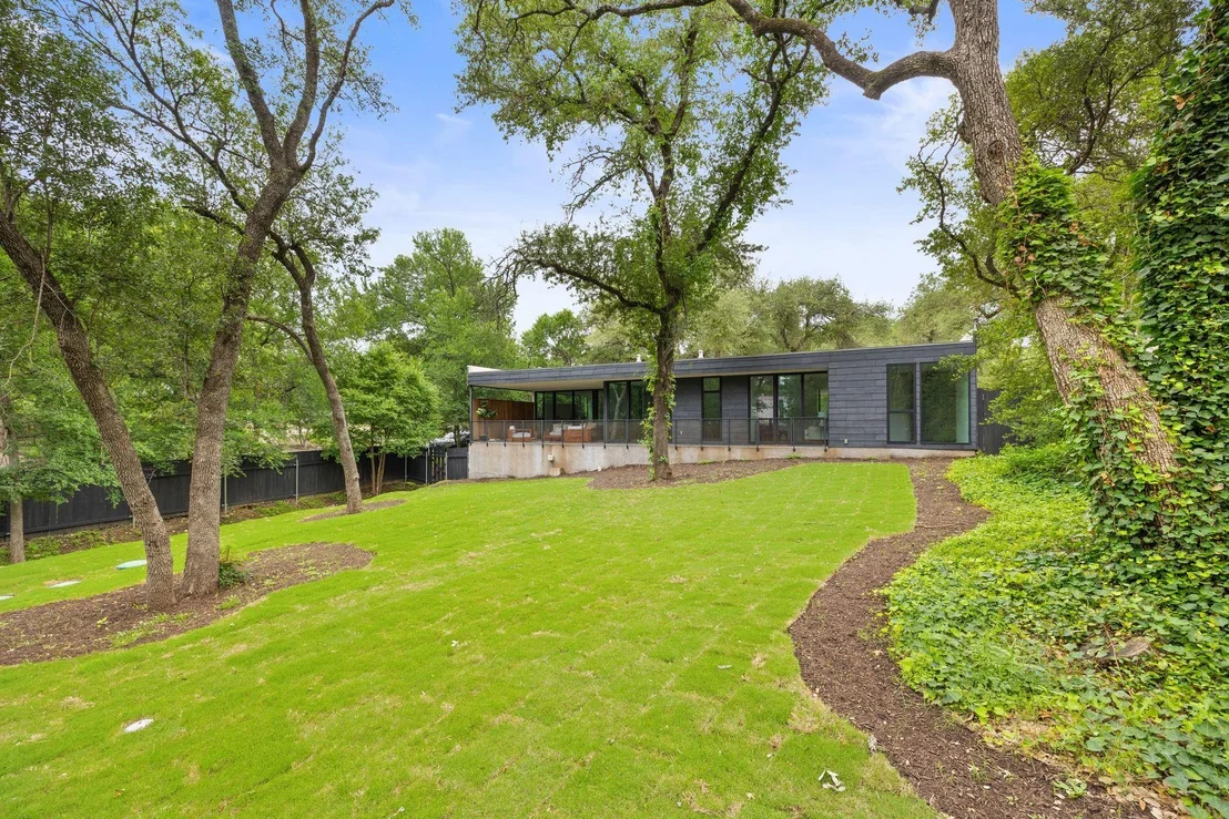 Photo of 9400 Shady Oaks DR