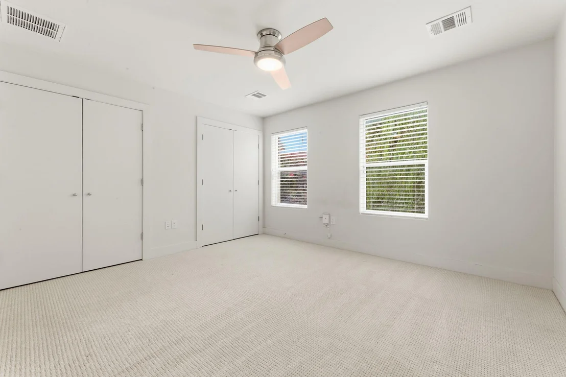 Photo of Unit 708 at 1101 Grove BLVD
