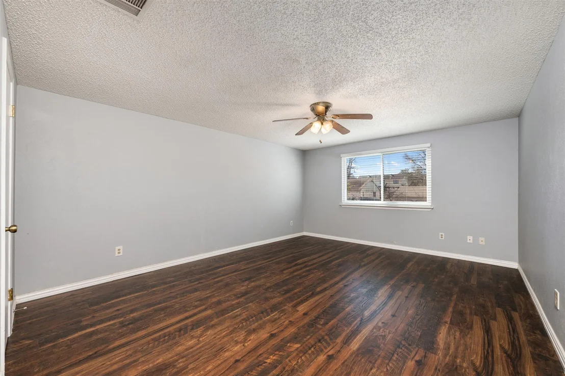 Photo of 1408 Doonesbury DR