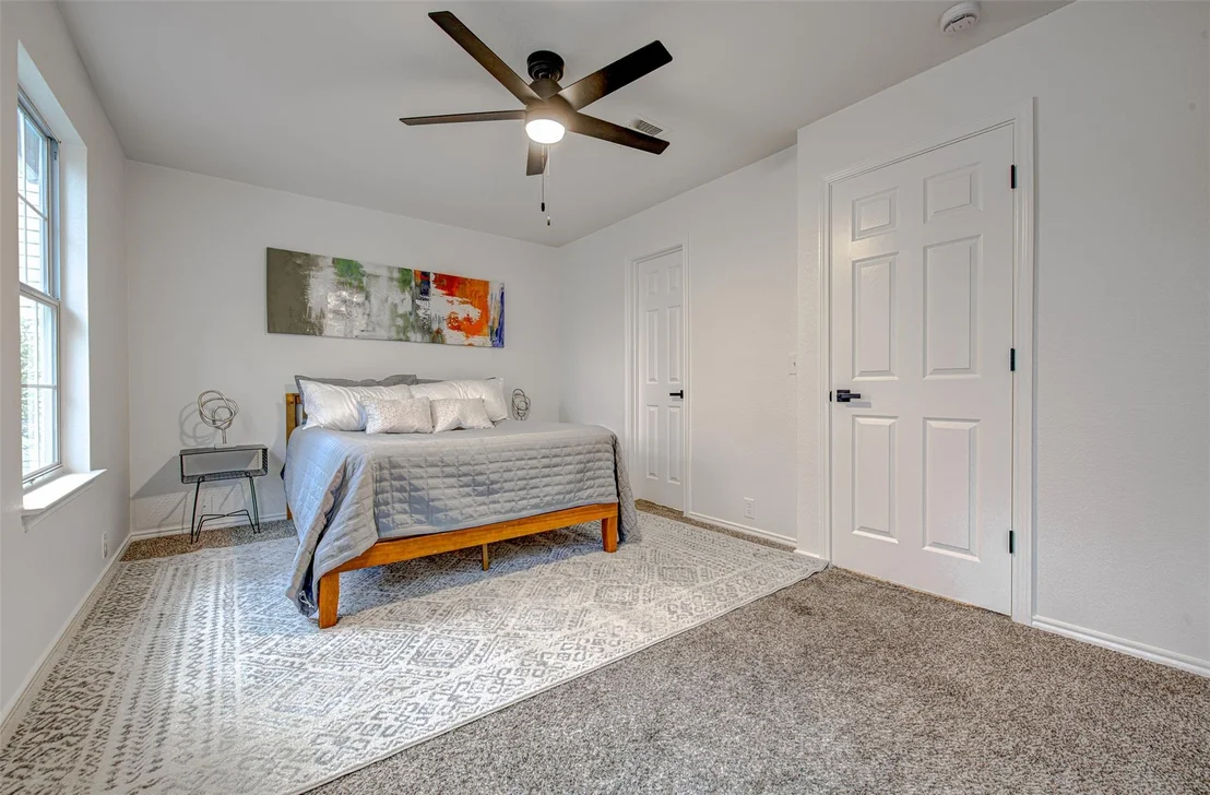 Photo of Unit B at 6249 Negley