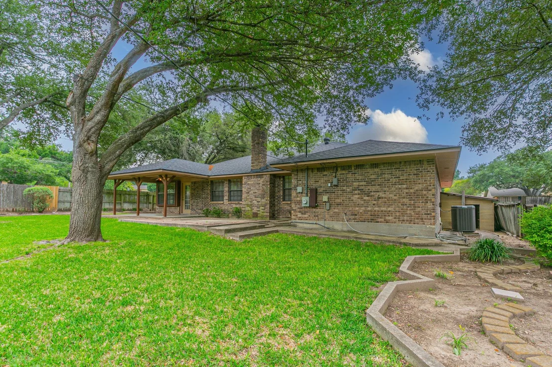 Photo of 3502 Elm DR