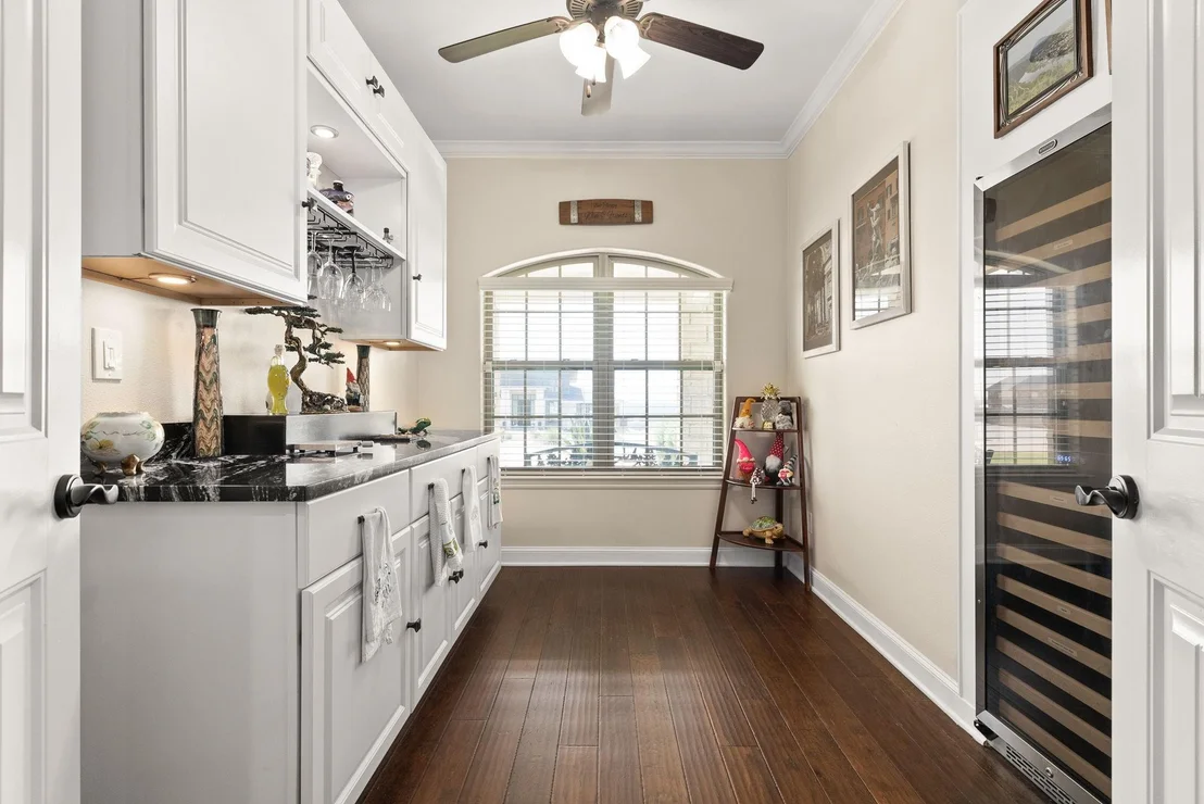 Photo of 269 Skyline DR