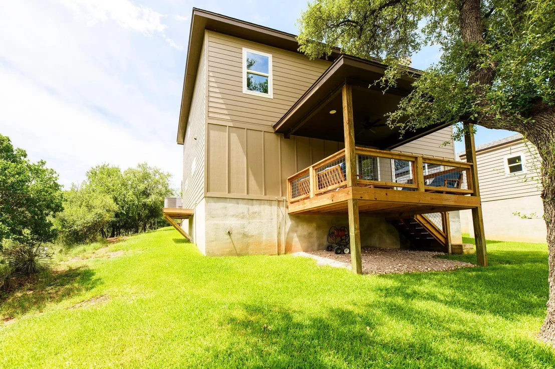 Photo of 302 Castlehigh DR
