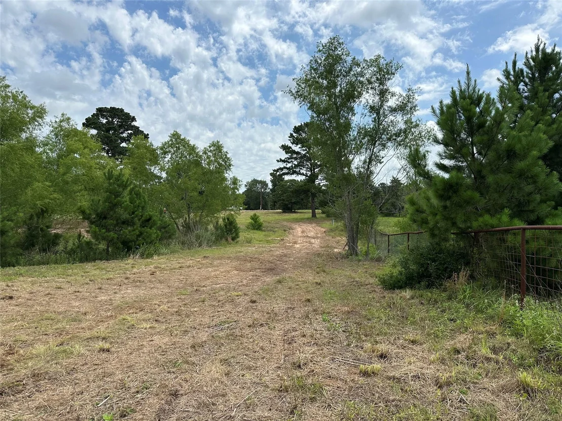 Photo of 147 Pine Valley DR