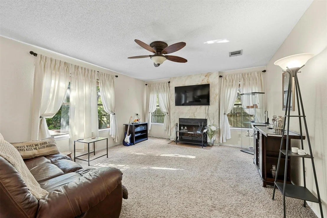 Photo of 1504 Black Cherry DR