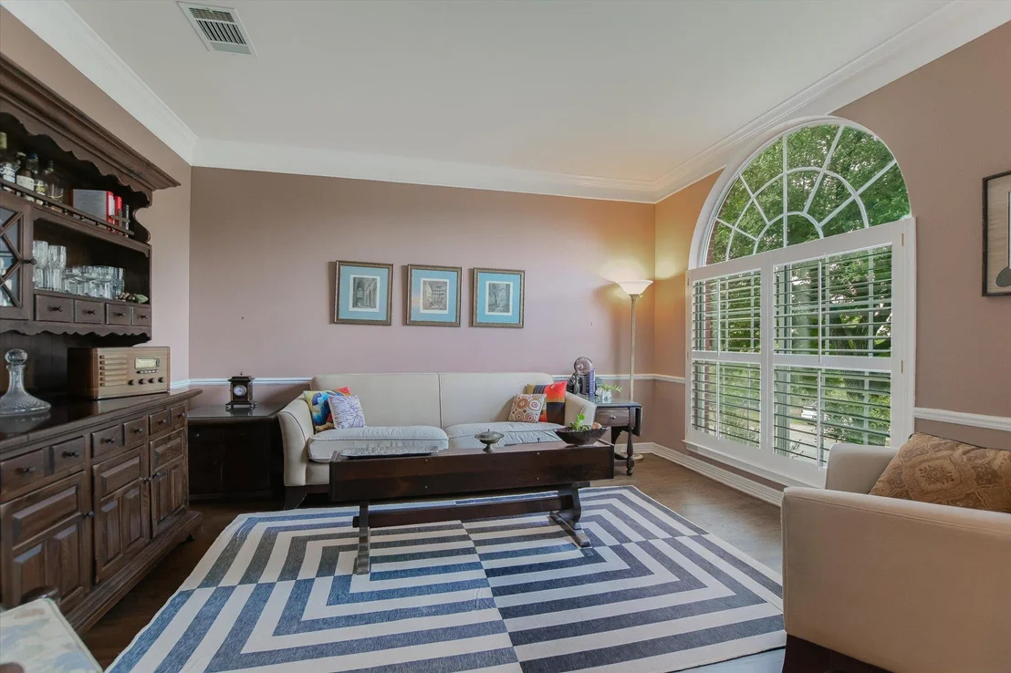 Photo of 2302 Cliffs Edge DR