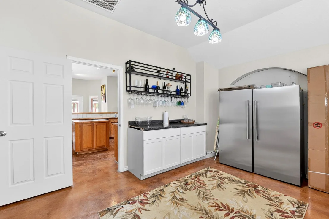 Photo of 421 Sunset Ridge DR