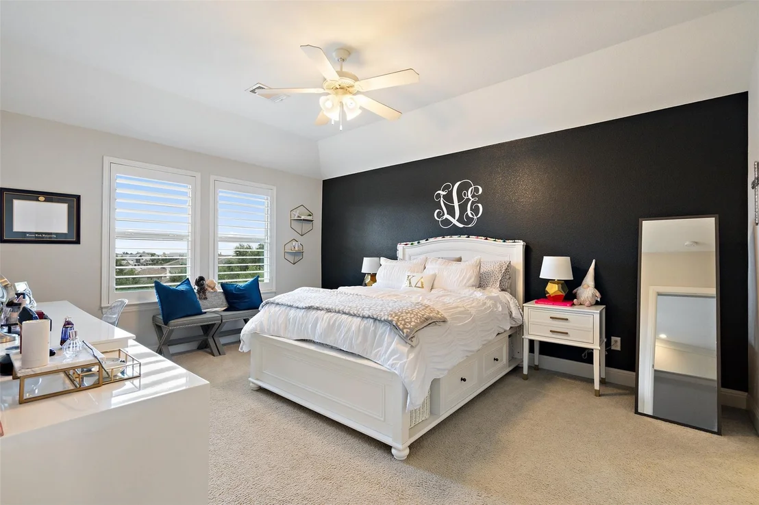 Photo of 408 Prosecco PL