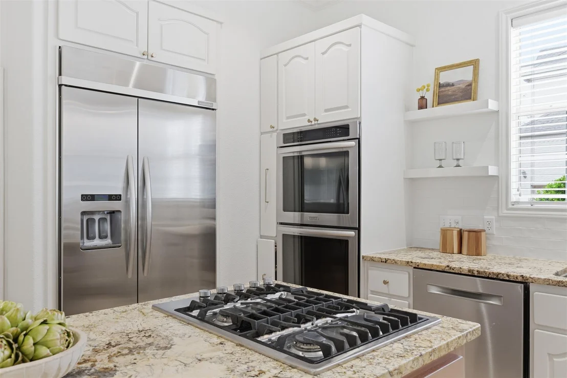 Photo of 1717 Allium DR
