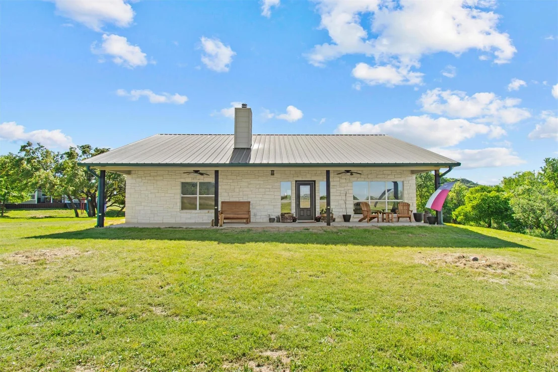 Photo of 20489 Stillman Valley RD