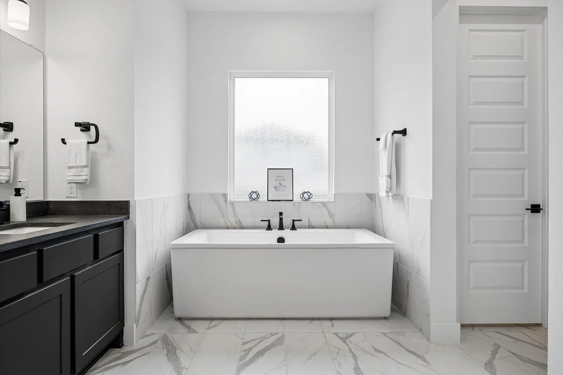 Photo of 2513 Novara TRL