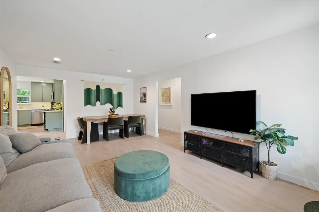 Photo of 3208 Goodwin Ave