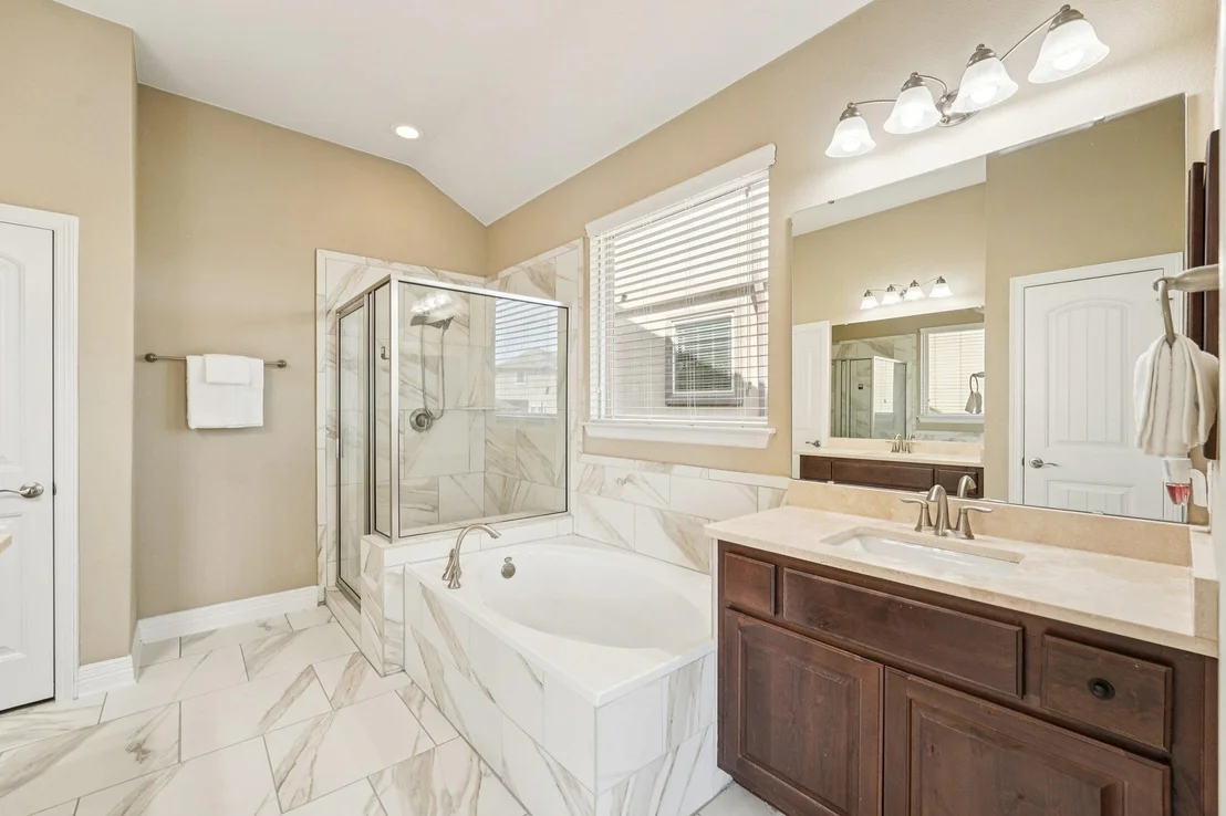 Photo of 18117 Monarch Butterfly WAY