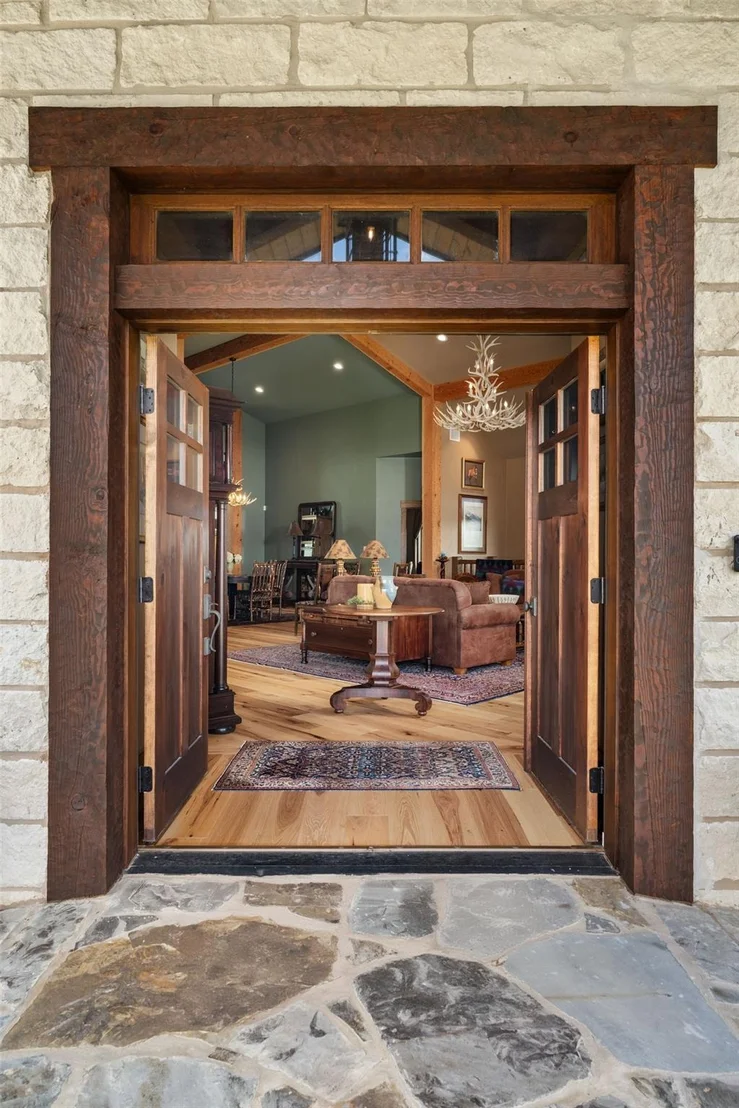 Photo of 115 Trophy Oak PT