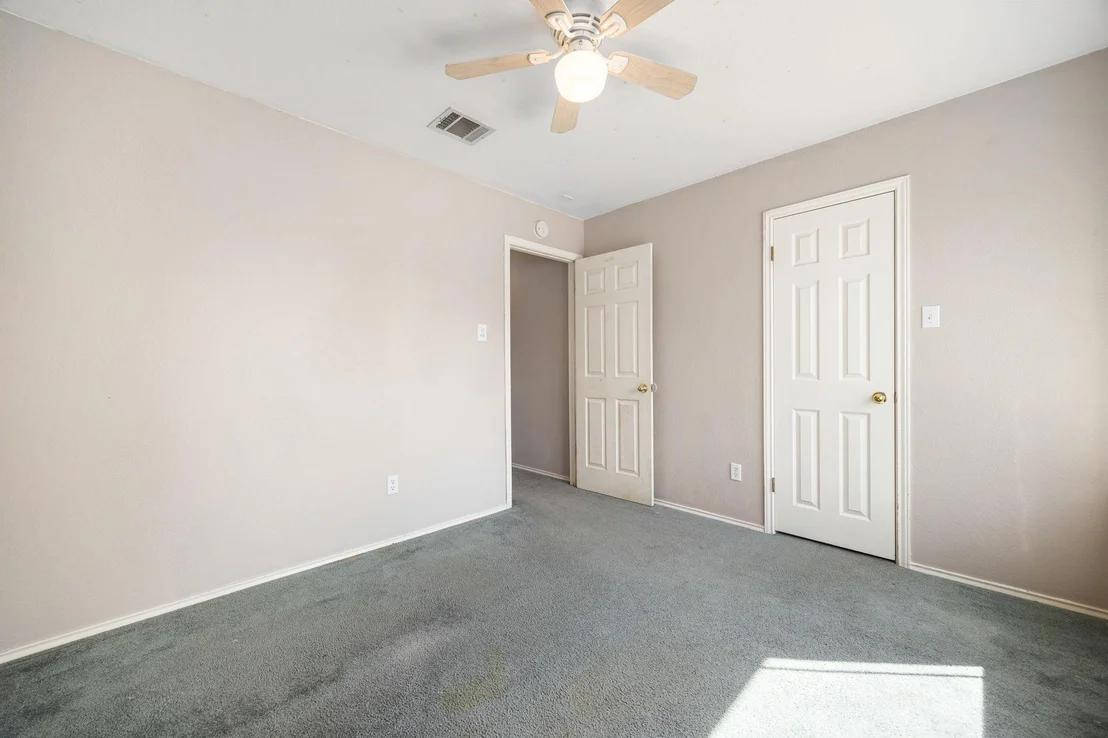 Photo of 8845 Francia TRL