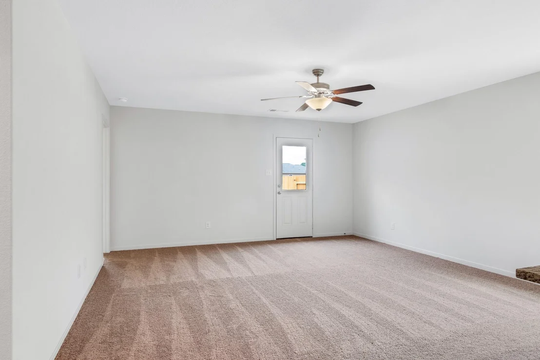 Photo of 112 Allington CIR