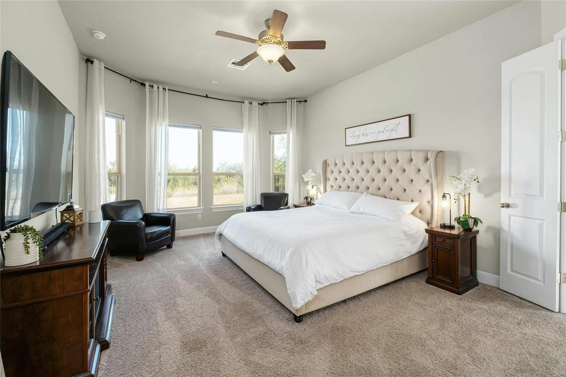 Photo of 401 Jacksdaw DR