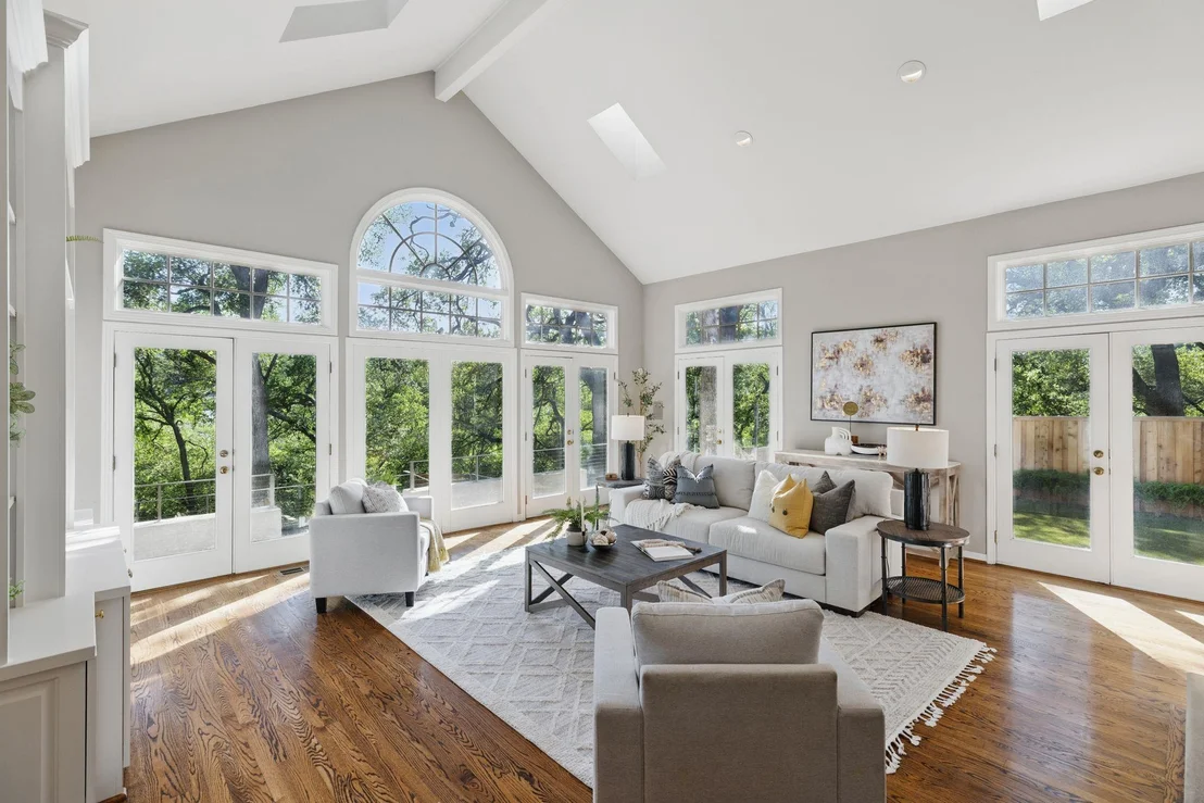 Photo of 1006 Gaston Ave