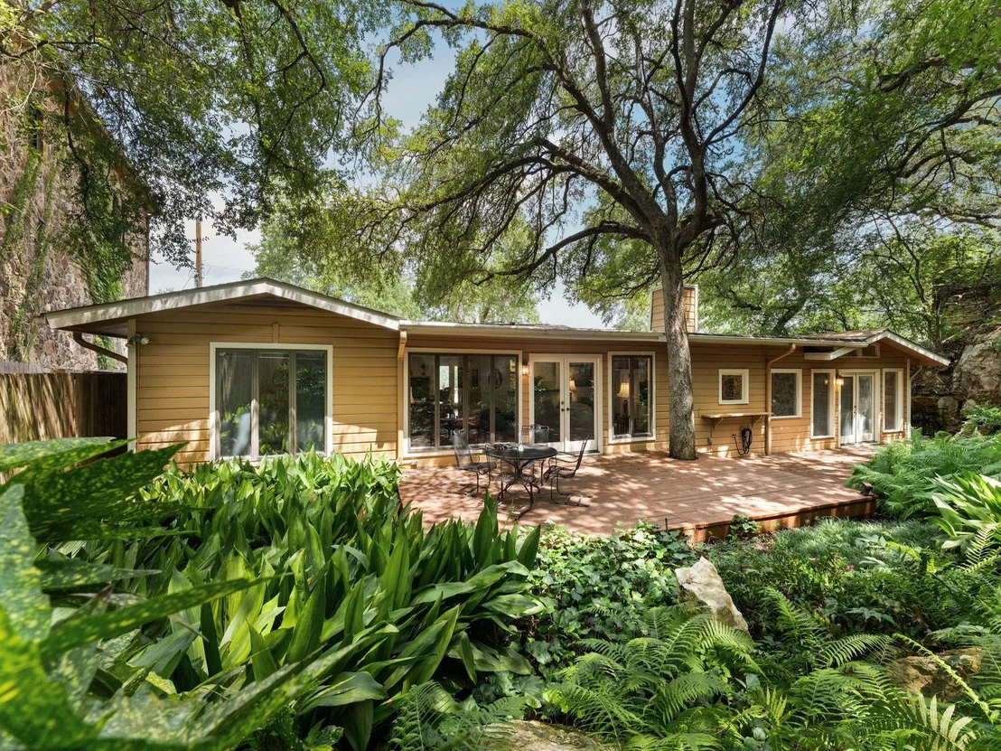 Photo of 2205 Scenic DR
