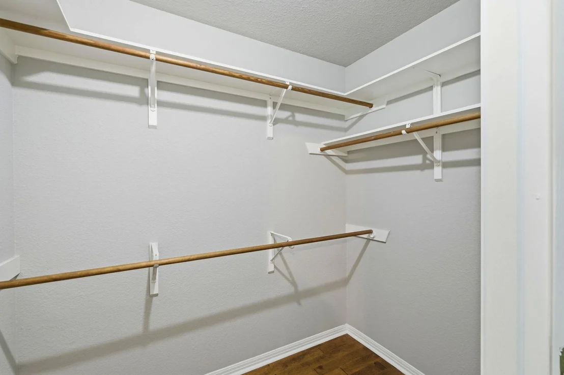 Photo of 3405 Crystal CIR