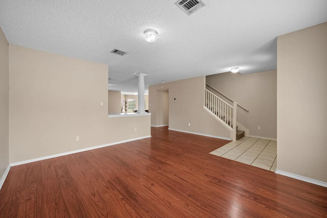 Photo of 2220 Kaiser DR
