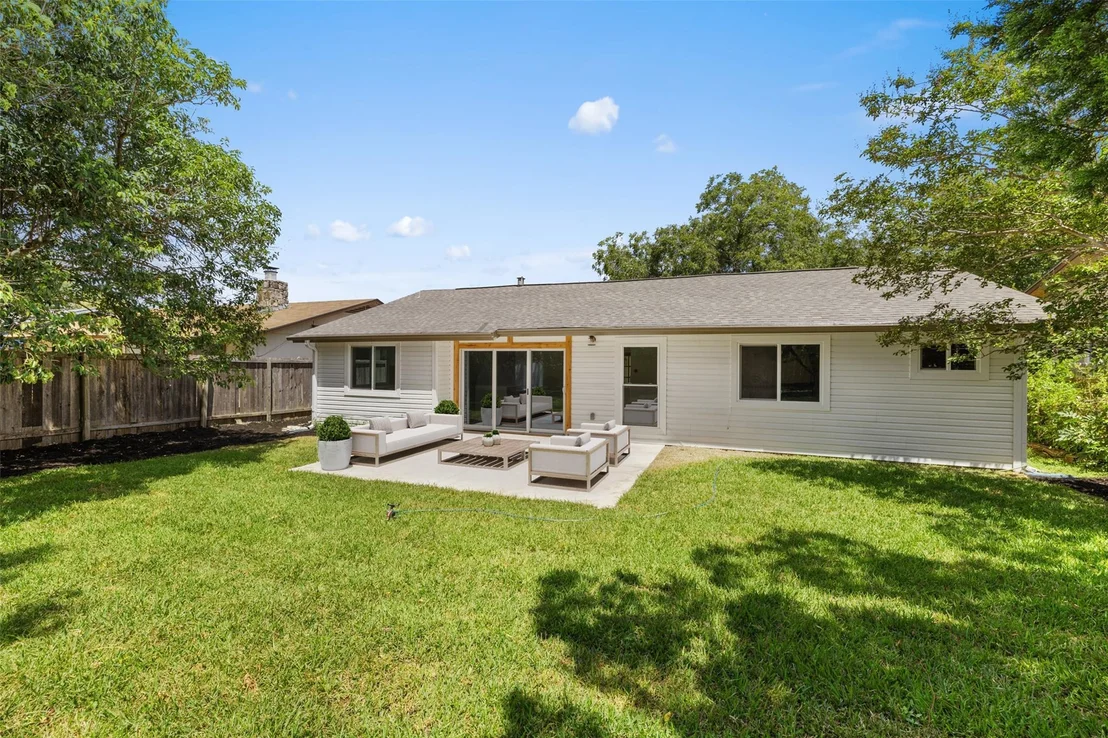 Photo of 1111 Spearson LN