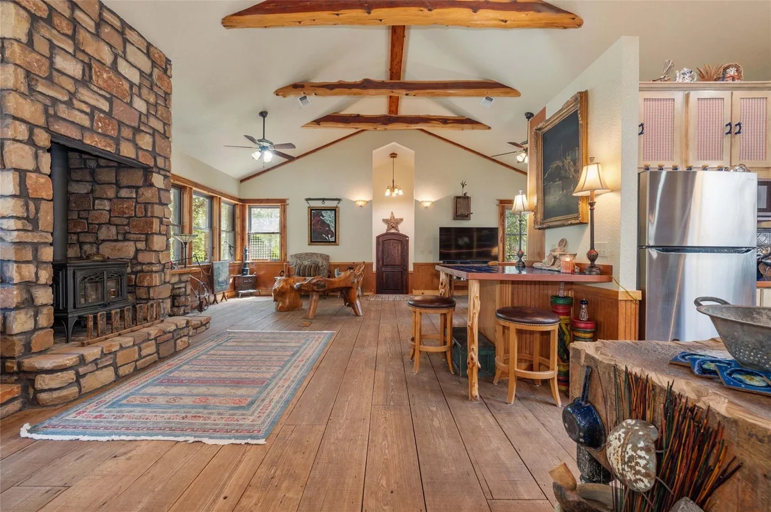 Photo of 136 Red Fox LN