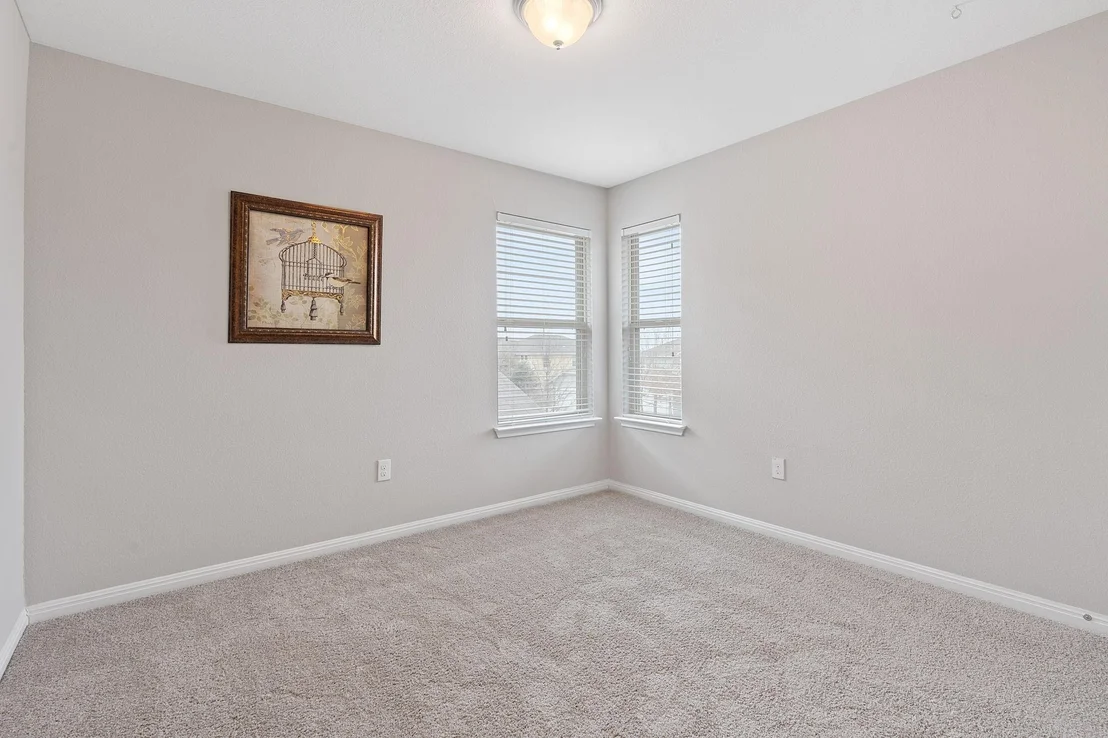 Photo of 584 Twisted Oaks LN