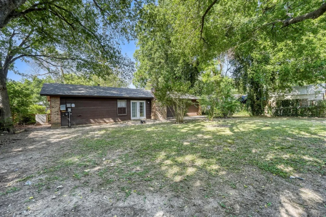 Photo of 5800 Coolbrook DR