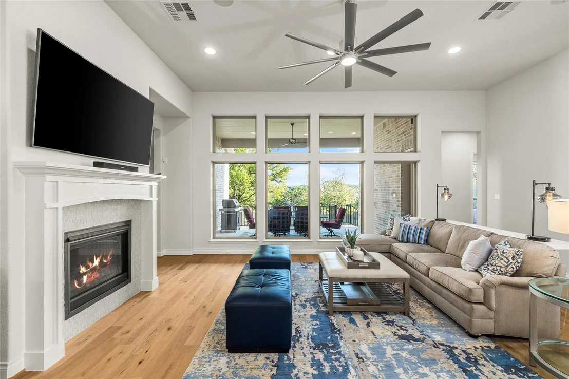 Photo of 216 Indian Grass CV