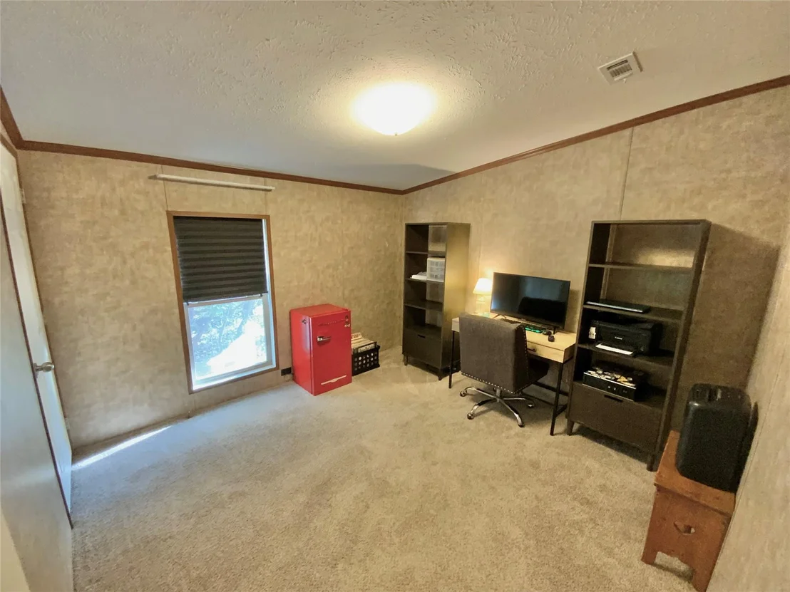 Photo of 631 County Road 270 RD