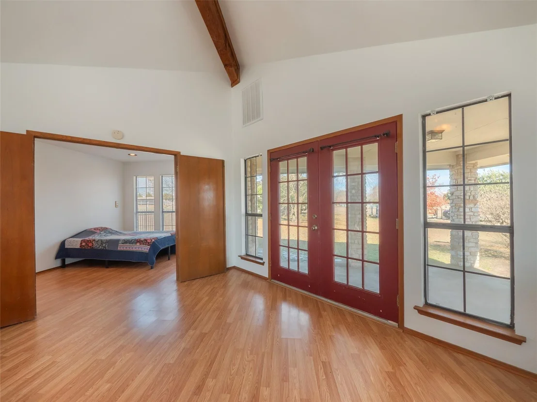 Photo of 1822 Rowe LOOP