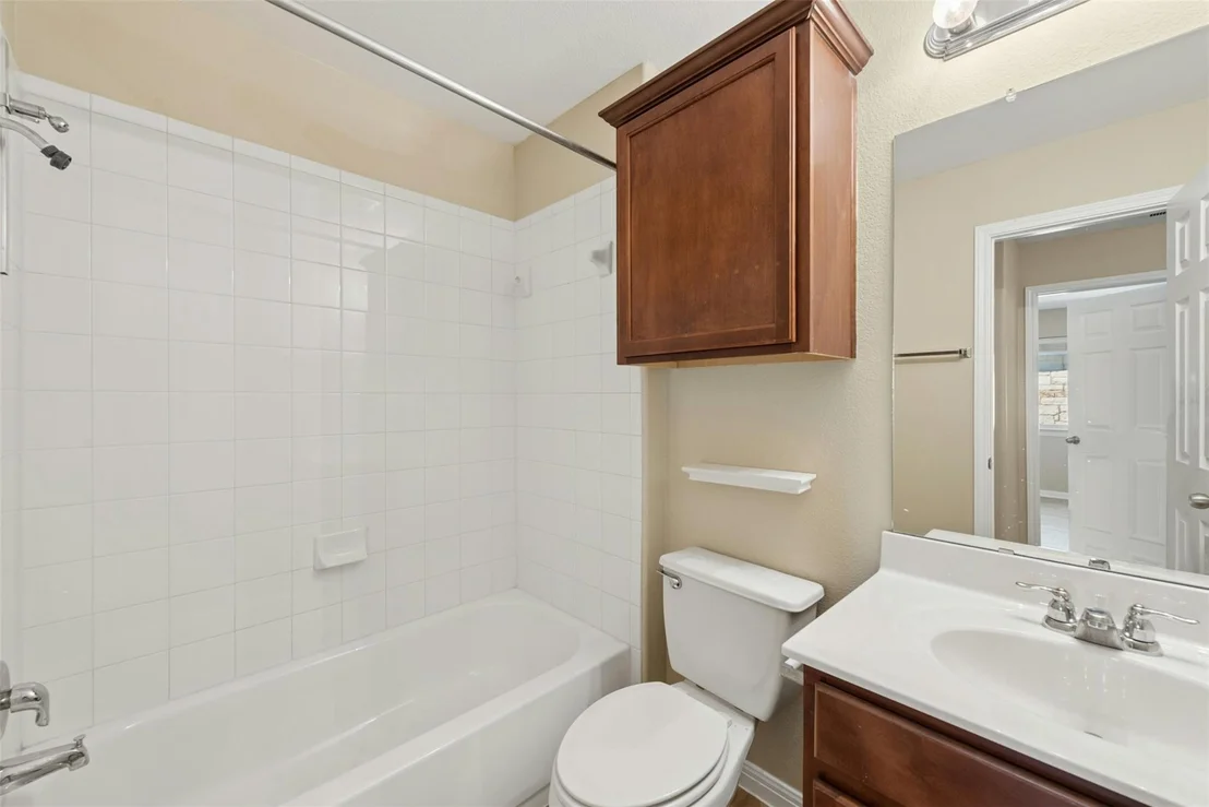 Photo of 305 Verano DR