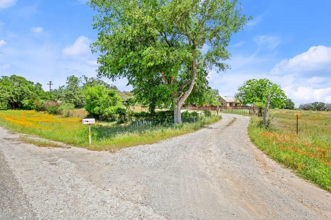 Photo of 525 Pace Bend RD N