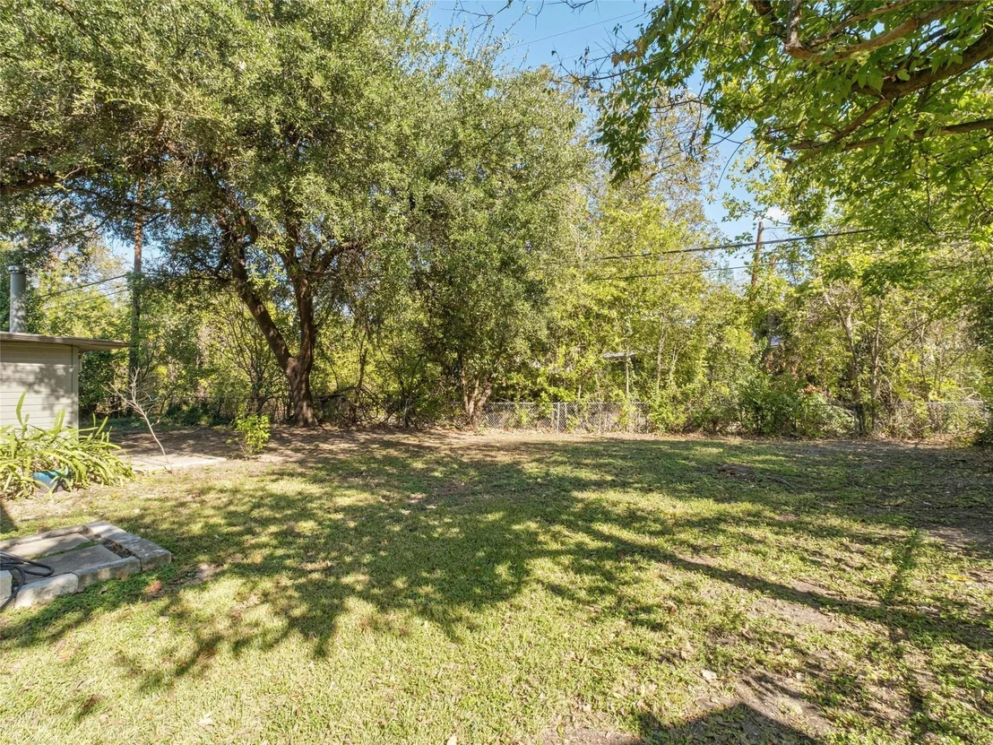 Photo of 6007 Belfast DR